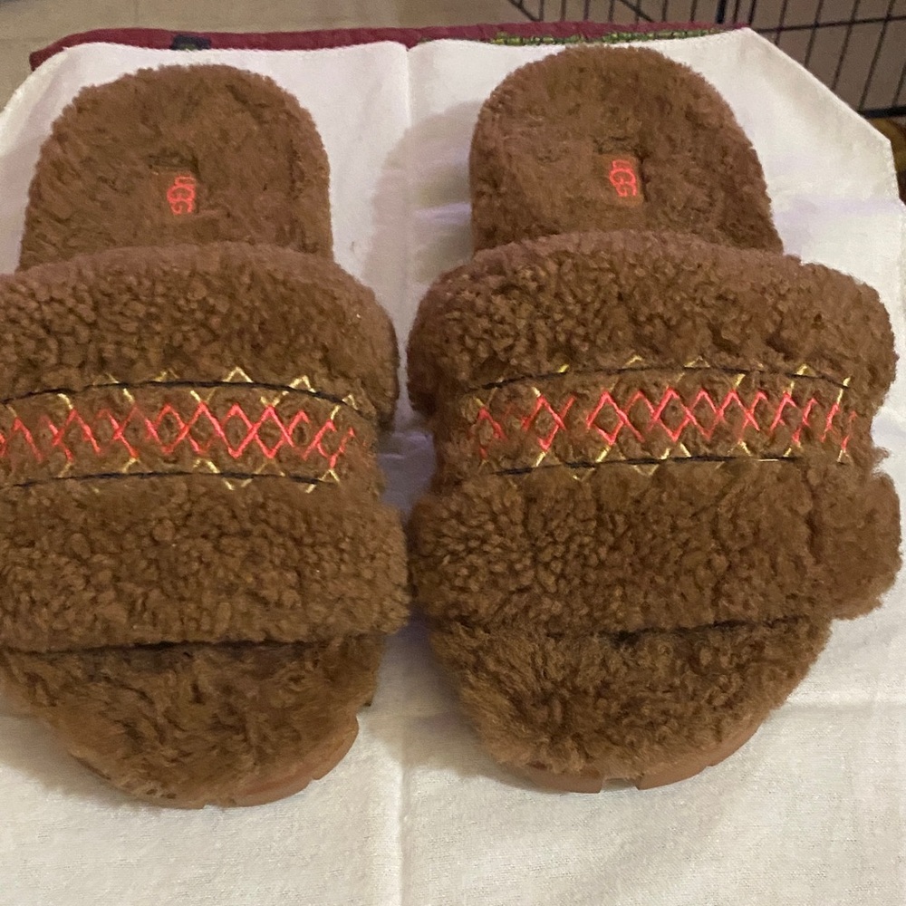 UGG Tan Fuzzy Slippers with Colorful Stitching